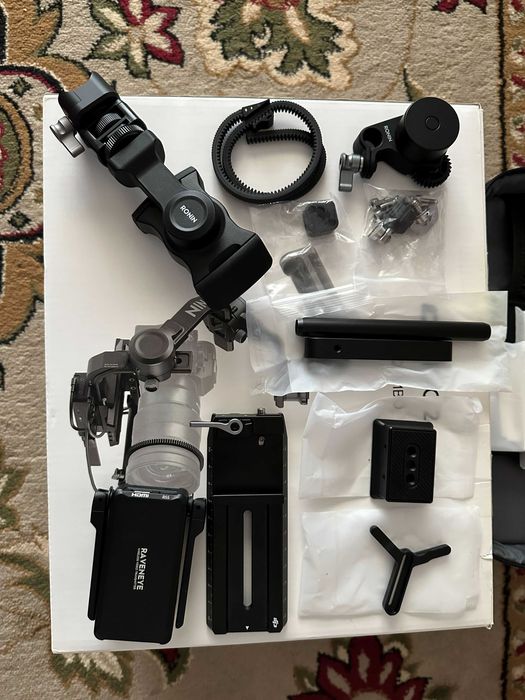 DJI RSC 2  PRO Combo Stabilizator Gimbal - Ronin + Tija de  extensie din fibra de carbon (extra)