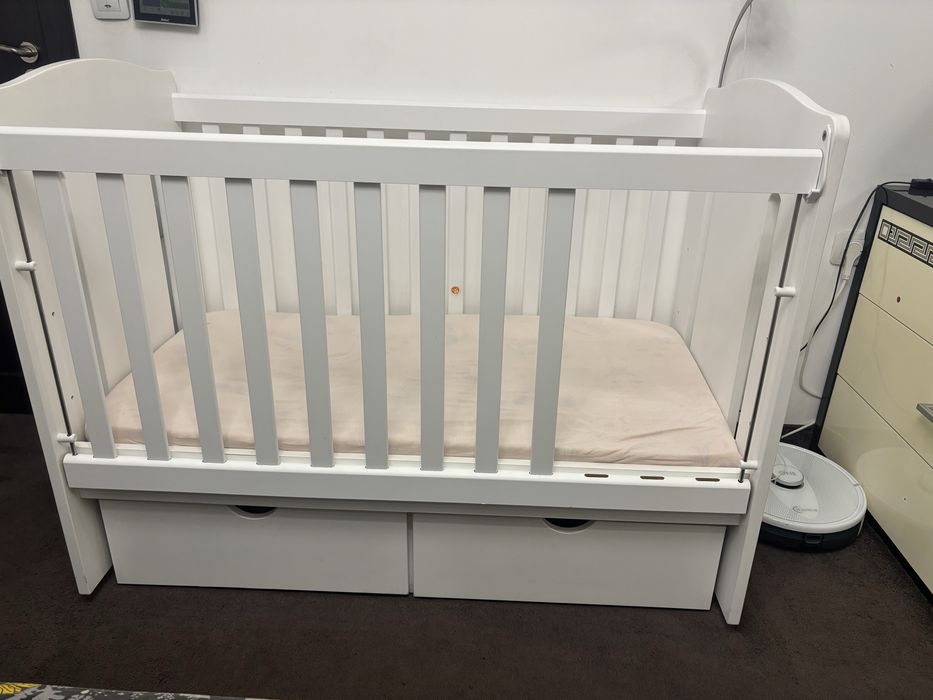 Бебешка кошара 60/120 с две чекмеджета