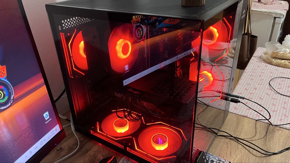 ПРОДАЁТСЯ мощный игровой системный блок