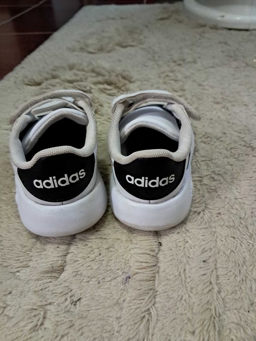 Детски маратонки адидас