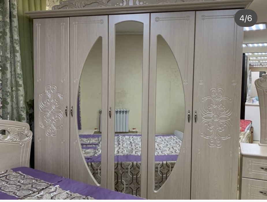 Срочно продам спальный гарнитур