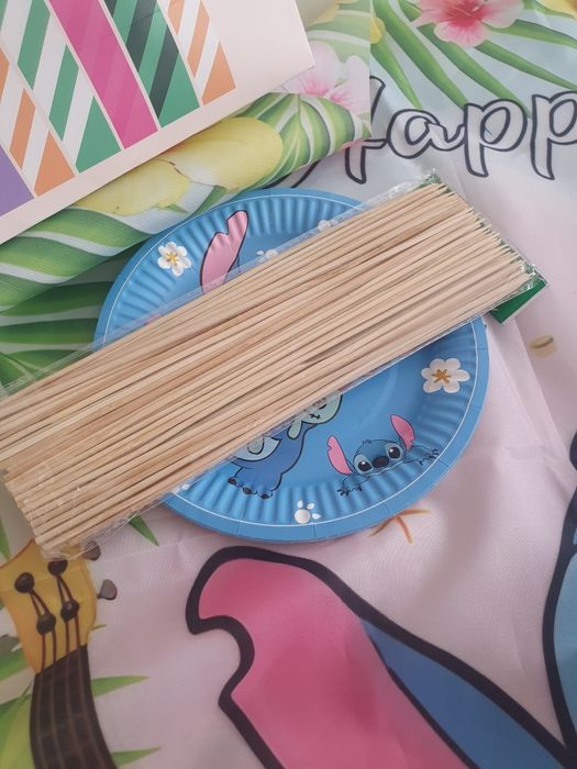 Праздничная одноразовая посуда