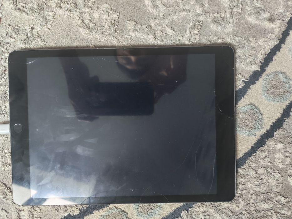 Aipad 9  обмен ест