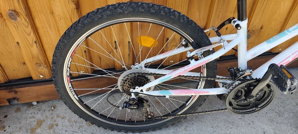 Продавам детски велосипед Sprint Calypso. 24", 18 скорости