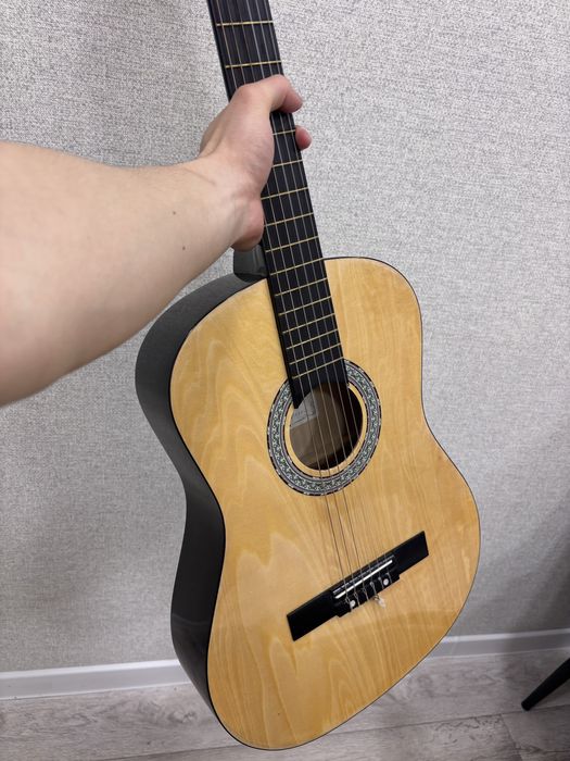 Классическая гитара Agnetha Aps-E180