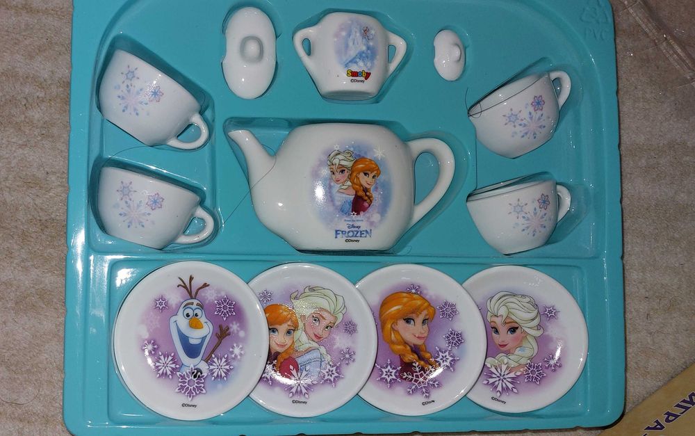 Детски порцеланов чаен сервиз