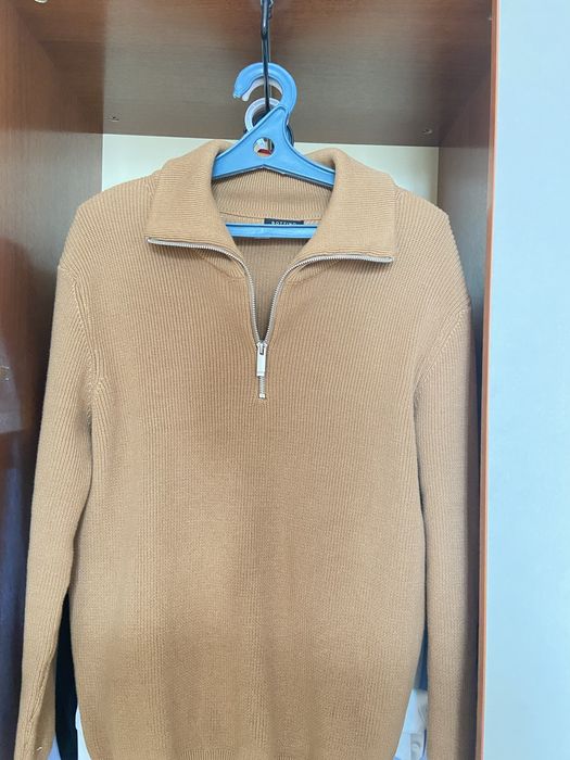 продается полузамок