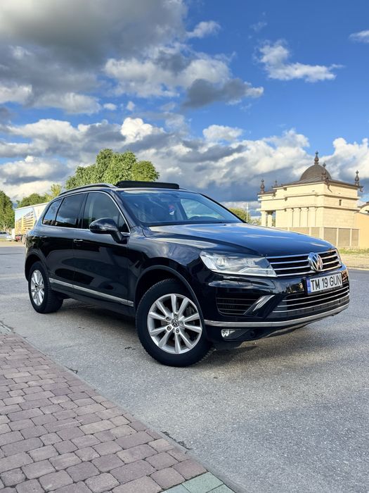 Volkswagen Touareg 3.0 TDI 4Motion Carat Panorama Distronic Full