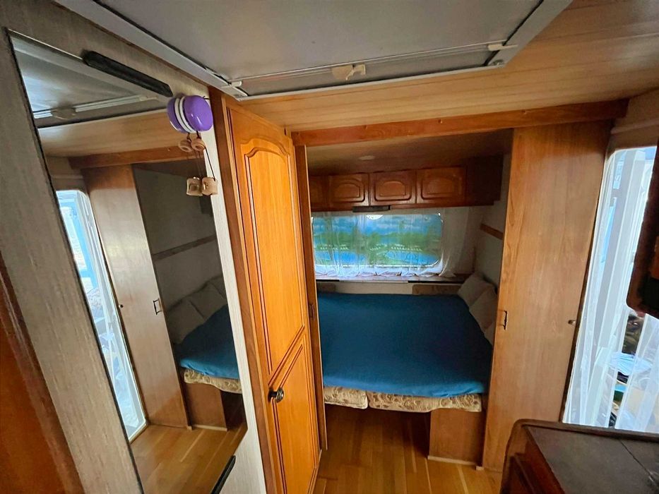 Каравана с навес