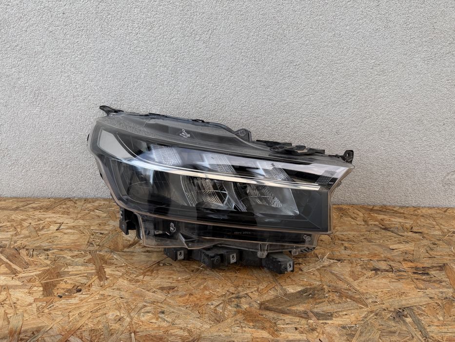 Far dreapta Suzuki SX4 S Cross 2021+ Full LED Original Europa