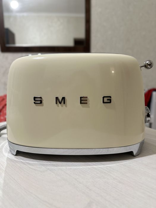 Тостер SMEG