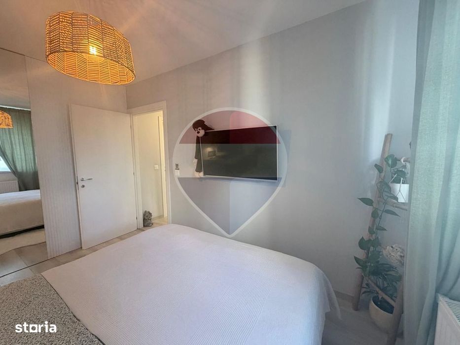 Vanzare apartament 2 camere Hils Pallady