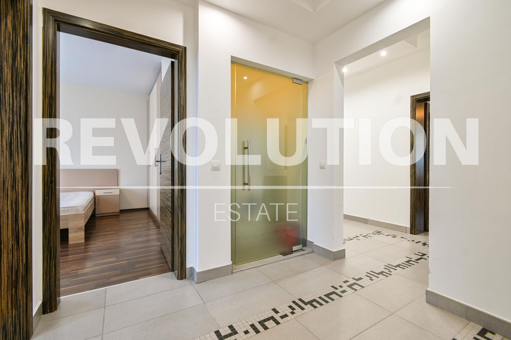 Дава се под наем Четиристаен апартамент в София, Драгалевци - 213 кв.м за 1600 € - Снимка #11