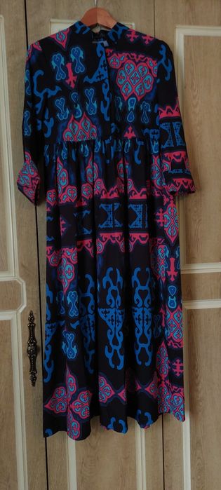 Женские платья  44р