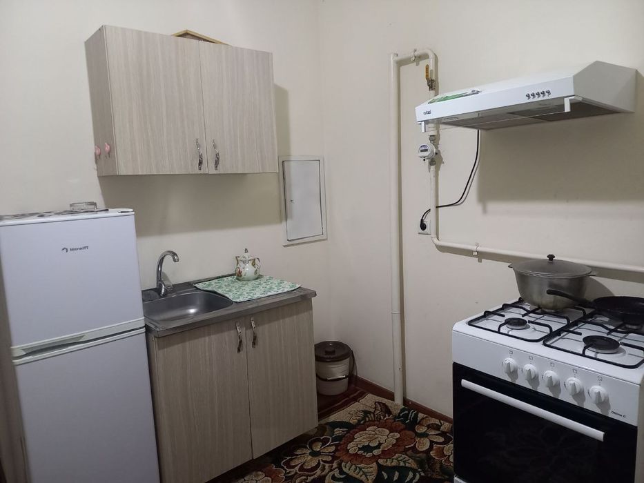 Сергили чоштепа метрони биринчи бекати 1хона лубойига 350д