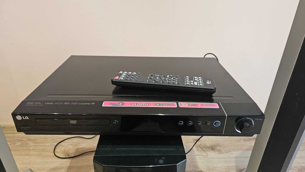 Домашно кино LG DVD HT503 с колони/5.1 Surround/