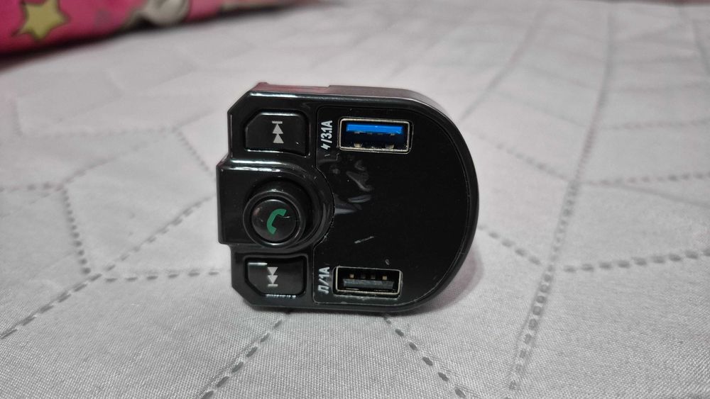 Modulator FM masina, apeluri hands-free, incarcare USB 3.1A