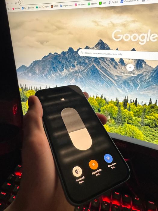 Iphone 16 128 гб коробка есть