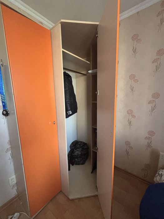 Продам 2 шкафа в комлекте !