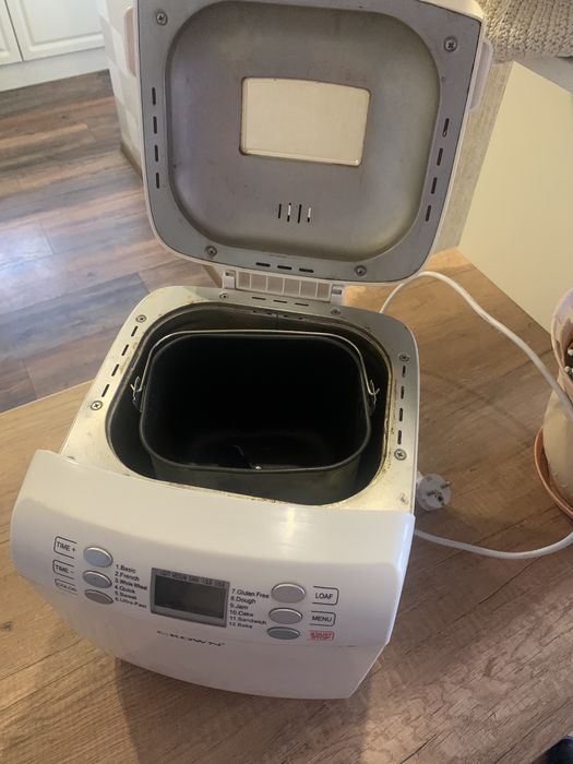 Хлебопекарна на Crown CBM-6132