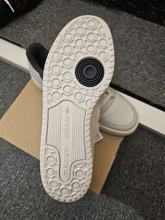 Adidas мъжки кецове 43 1/3