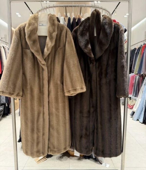 Продам эко шубу крричневый цвет 20000 новая