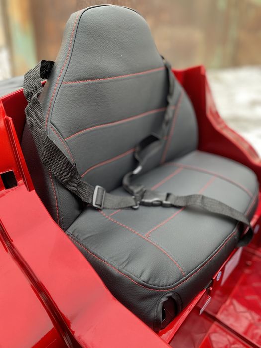 Продам детскую машинку электромобиль