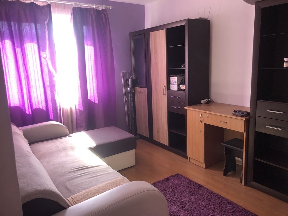 Inchiriez apartament cu 2 camere