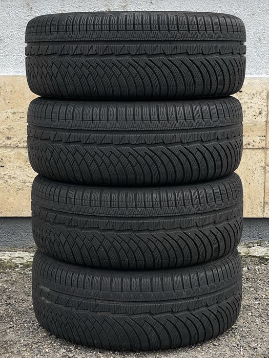 Jante Roti 18 BMW Seria 5 G30 G31 Anvelope 245 45 R18 M+S originale