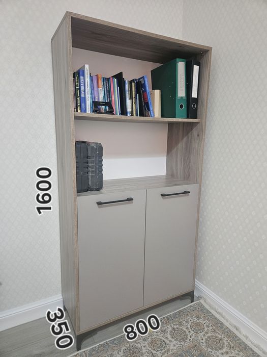 Продам стол с тумбой и шкаф