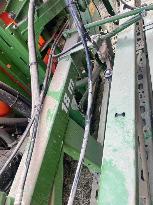 Навесной опрыскиватель AMAZONE UF 1201