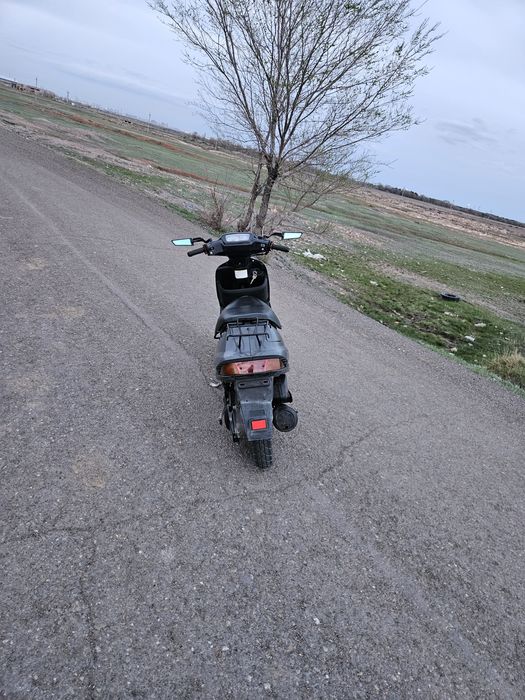 Suzuki address v100