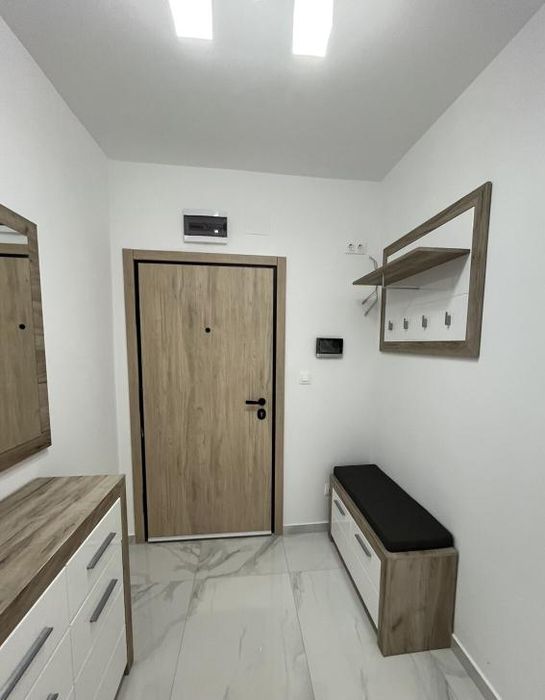 Дава се под наем Тристаен апартамент в Пловдив, Център - 120 кв.м за 612 € - Снимка #7