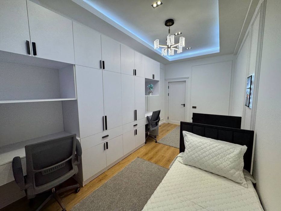 Сдаётся кв в Айбеке Банковский дом  3/4/6 ро-н Мирабадский