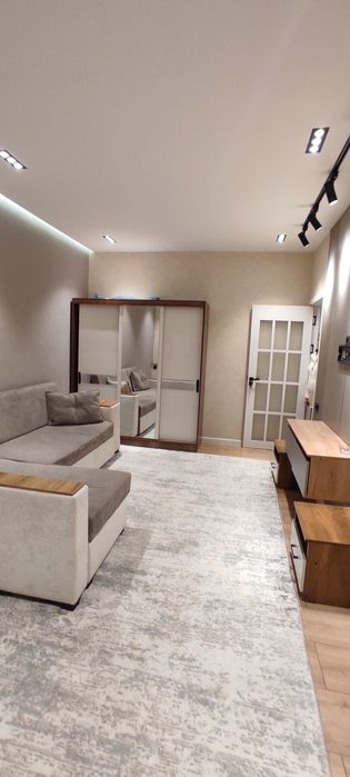 Юнусабад-15,, СУПЕР ШИКАРНАЯ.  Метро Туркистон