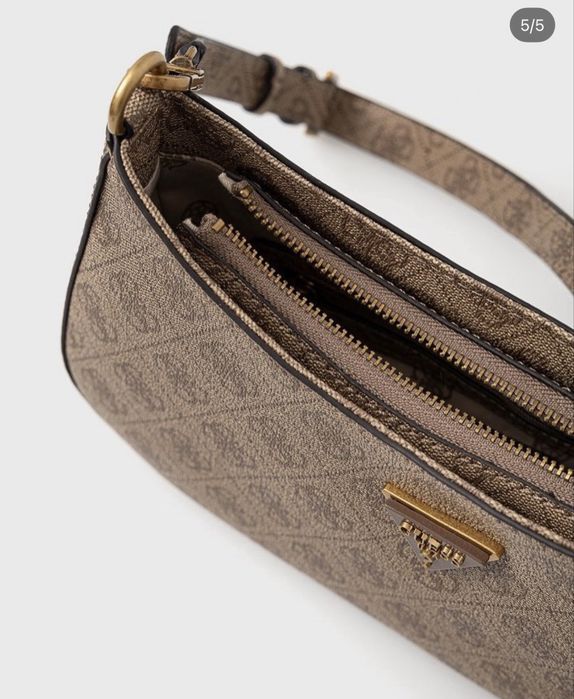 Дамска чанта Guess Alexie