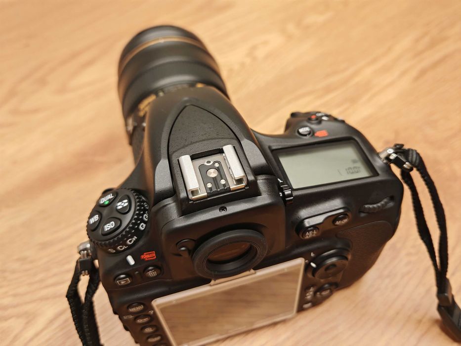 Aparat foto Nikon D810 + Nikon 24-70mm f/2.8 nou