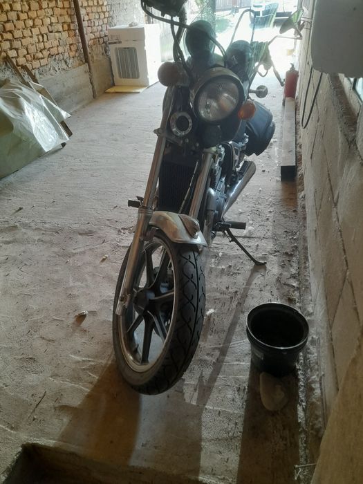 Motocicletă Kawasaki en 450 din 1989