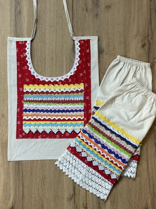 Нагръдници и ръкари за родопски носии