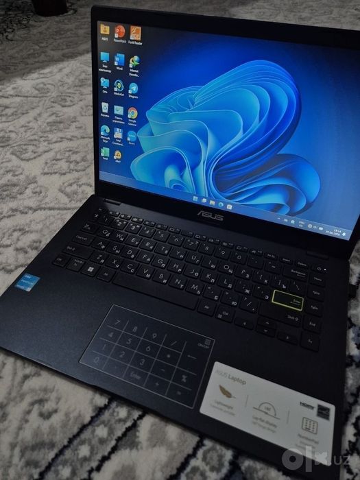 Asus vivobook 14