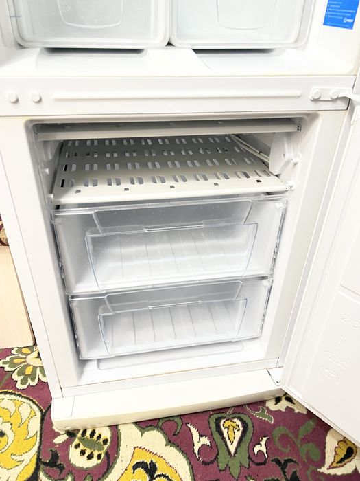 Продам Холодильник Машинку