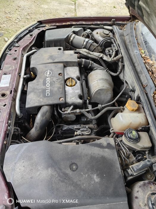 Продавам на части опел вектра ц