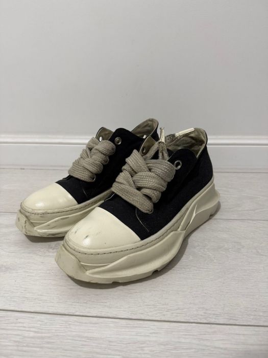 Rick Owen’s abstract