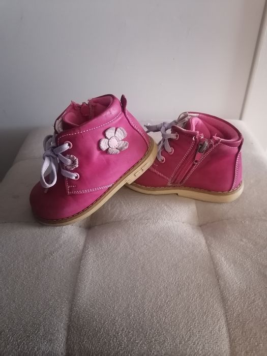 Детски боти от естествена кожа