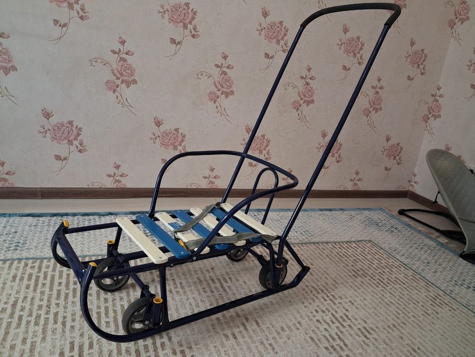 Продается Коляска,Санка