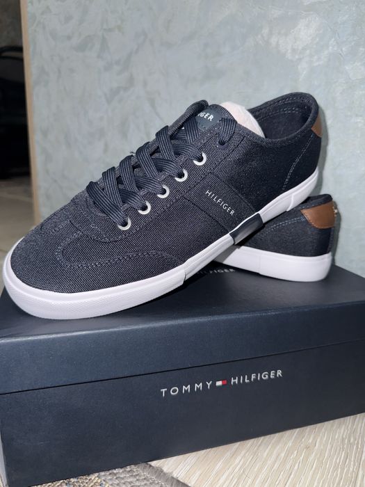 Tommy Hilfiger обувь новые