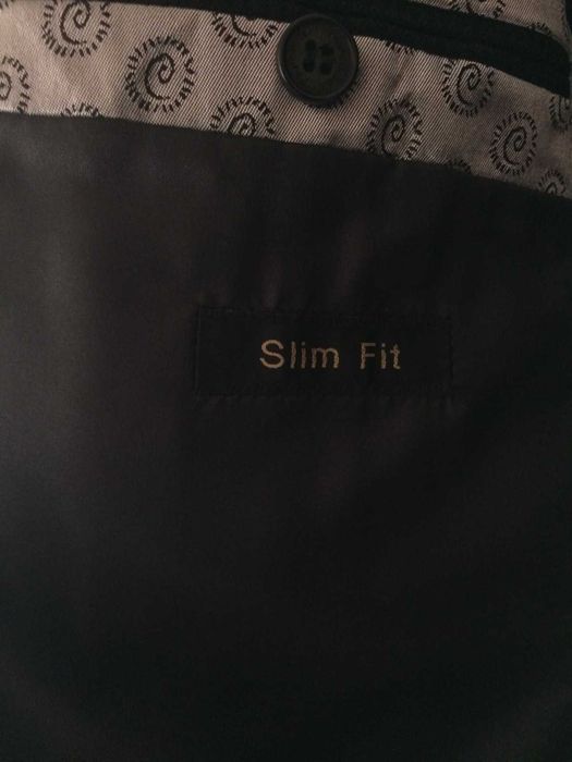 Официален костюм за бал