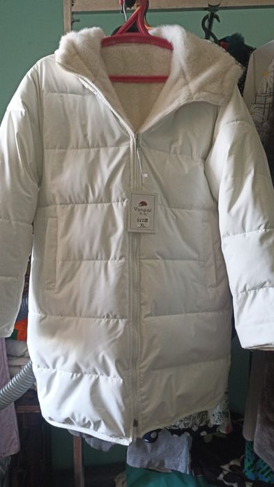 Продам двух сторонннию куртку