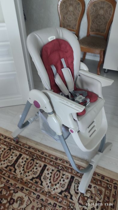 Стул для кормления