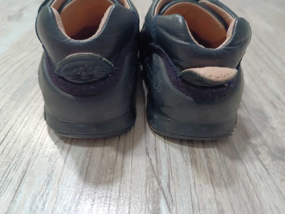 Обувки Biomechanics 22